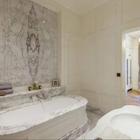 Appartement Via Gaetano Giardino Milan